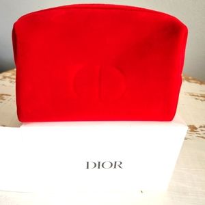 DIOR Limited Edition Cosmetic Makeup Bag Pouch Trousse Velvet Red NEW
